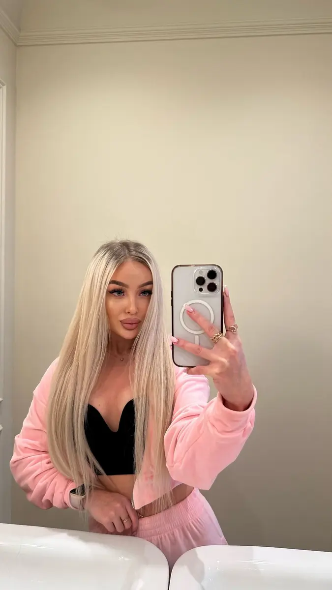 Angela escort in Dubai