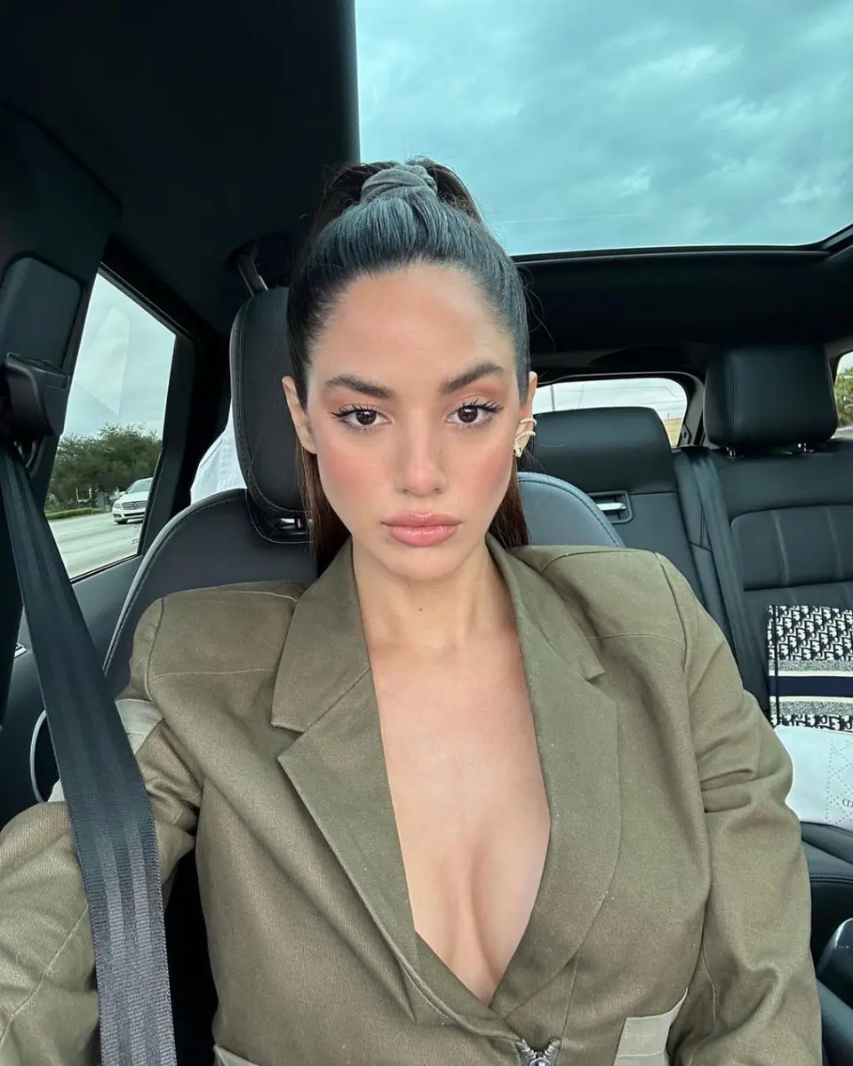 Emilia escort in Dubai