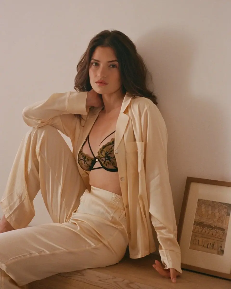 Lunet escort in Dubai