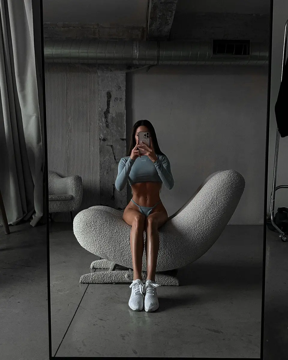 Natel escort in Dubai