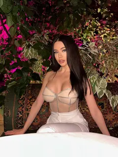 Полина эскорт в городе Дубай