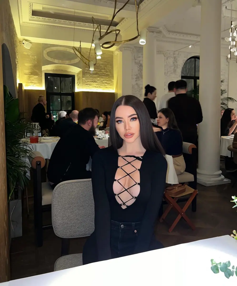 Polina escort in Dubai