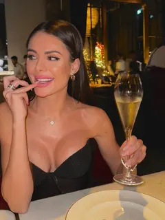 Роза эскорт в городе Дубай