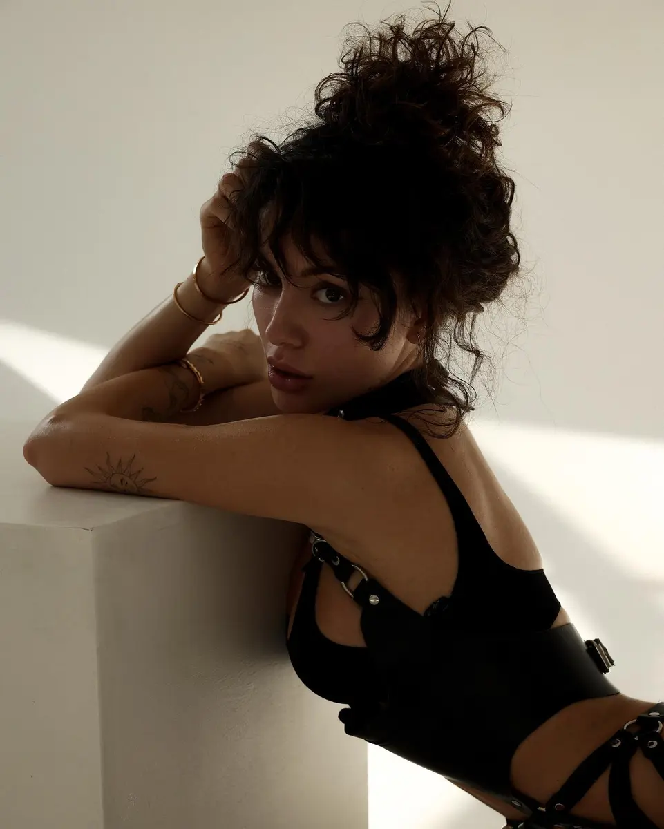 Yalen escort in Dubai