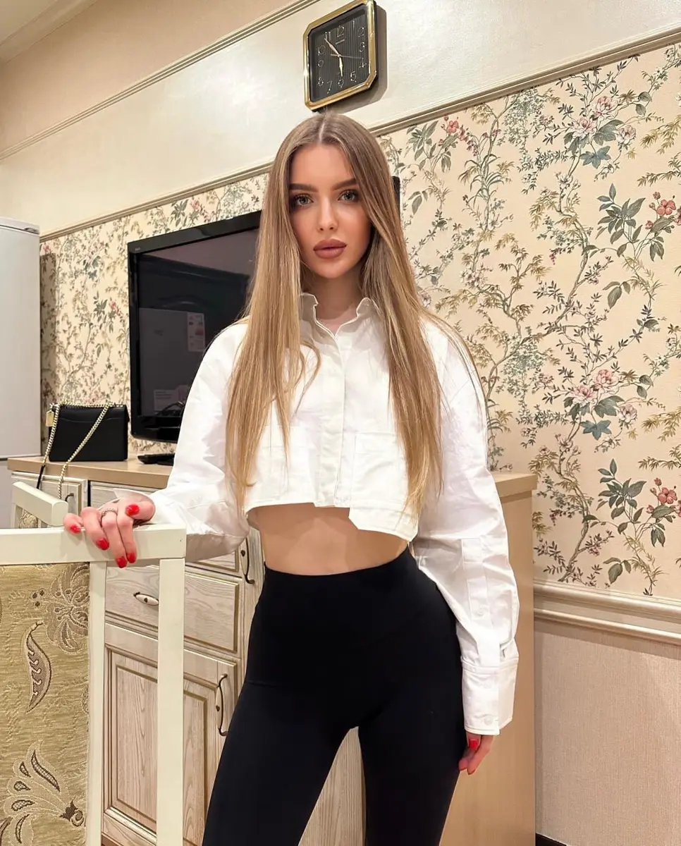 Yana escort in Dubai